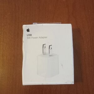 APPLE 5W USB ADAPTER